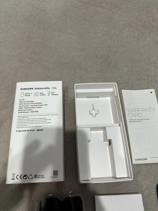 Telefon Samsung A20e 2020,albastru,32 GB, perfect funcțional+accesorii