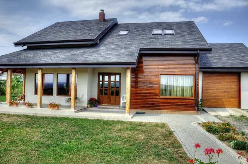 Reparatii sisteme acoperisuri, montaj tigla acoperis, hidroizolatii