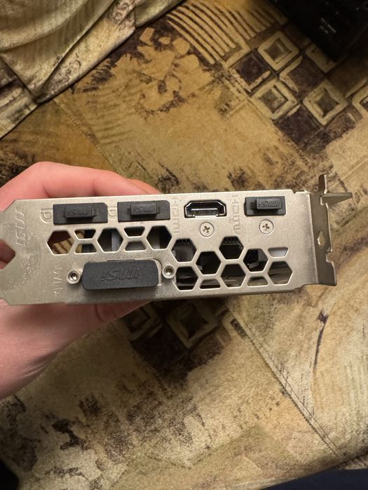 Placa video msi nVidia GeForce GTX 1060 ARMOR 6gb OC, 192-bit