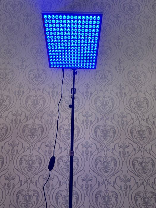 Fotolampa ot bilirubina,ot jeltushki.Fototerapija.Фото лампа от желтуш