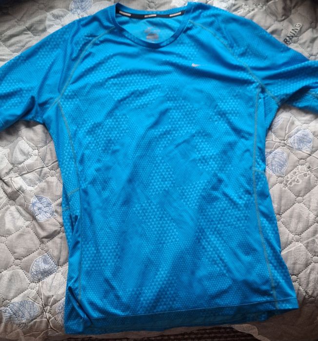 Мъжко спортно яке + спортна тениска nike