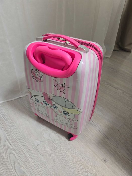 Детски пътнически куфар