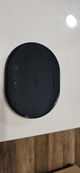 Преносима тонколона 5W, безжично зарядно 10W, Motorola ROKR 500