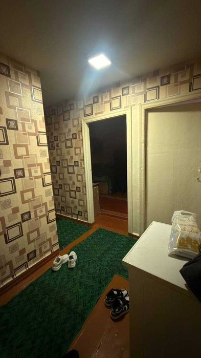 3 xonali kvartira sotiladi