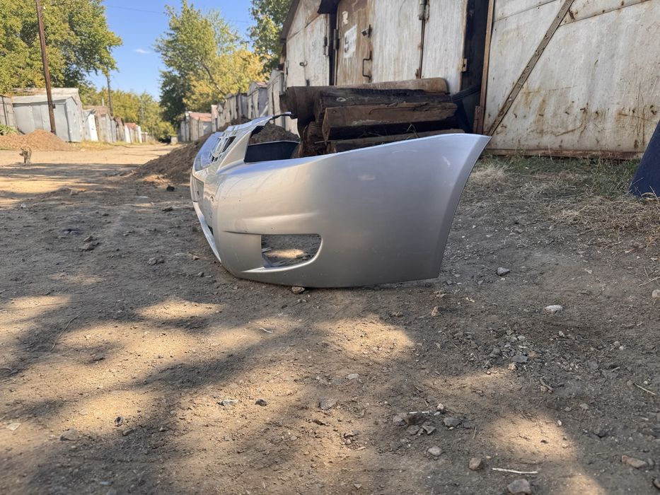 Продам бампер на приору