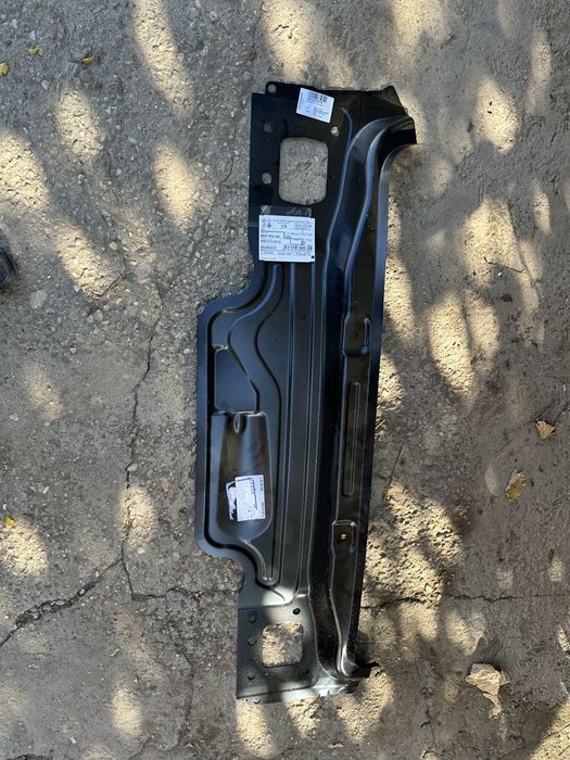 Panou spate audi a4.b9.cod:8w9813307.a.