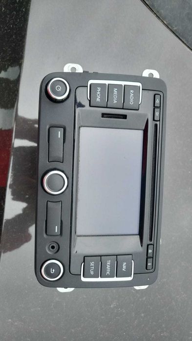 Navigati VW Polo sau grupul WAG, cod 3C0035270