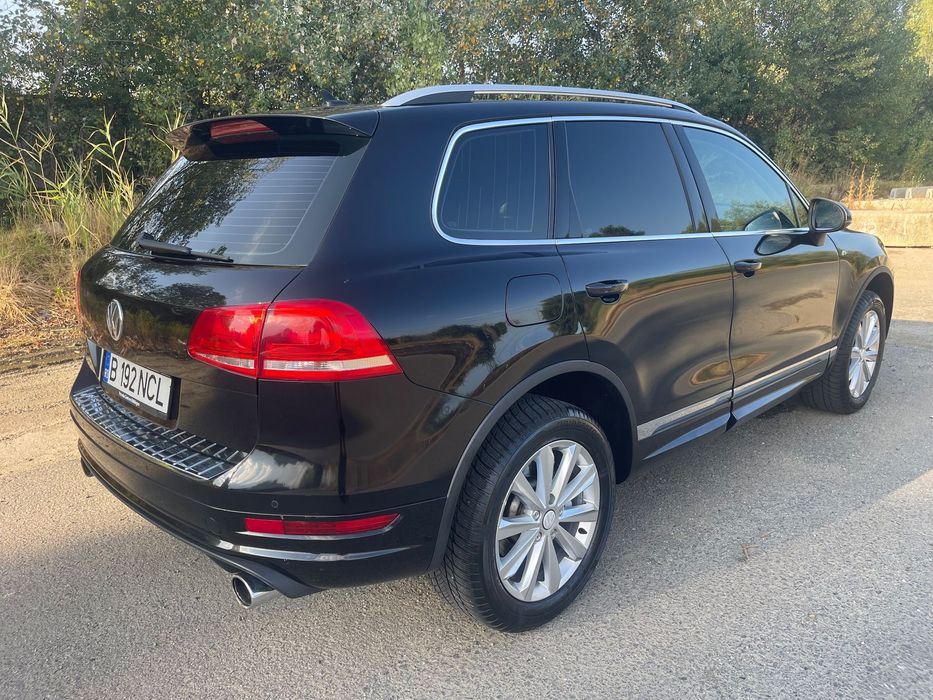 Volkswagen Touareg Vw Touareg Rline 2012 3.0 TDI 245 cp