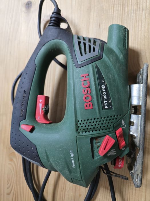 Bosch pendulqr  PST 900