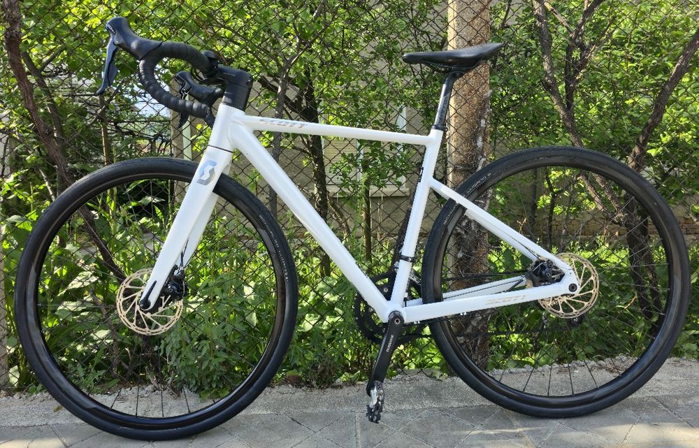 Scott Speedster Contessa 28 цола XS-S  рамка 2x9 Sora проходни оси