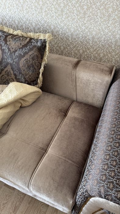 Диван в гостинную