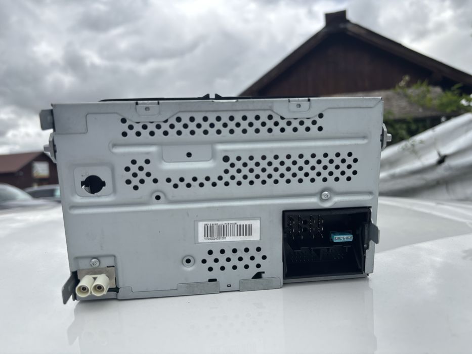 Radio CD player original Skoda Swing Mp3 pt Skoda Fabia Rapid Octavia