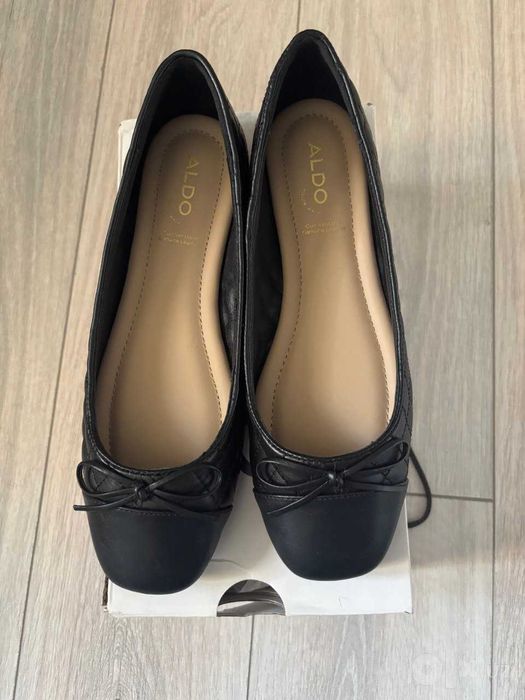 Продам новые балетки Aldo