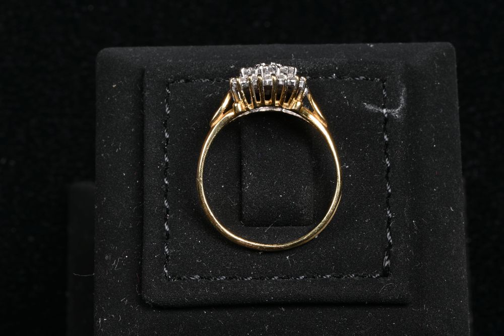 Златен Пръстен 750 (18к), 25 диаманта 0.79кт, Размер 54