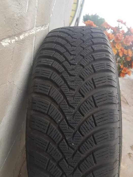 Roți complete - cauciucuri de iarnă Ford 205 65R16 95H senzor presiune