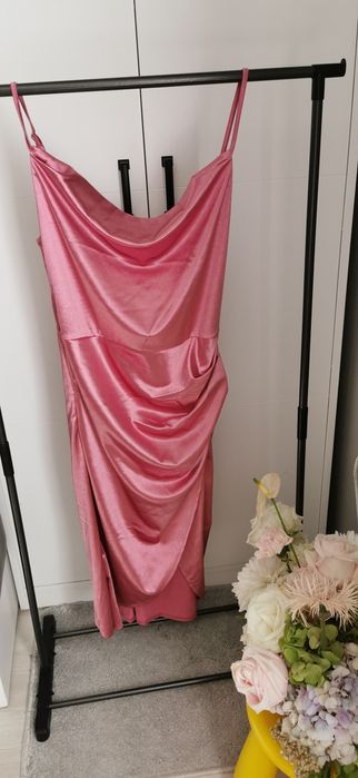 Нови  дамски рокли