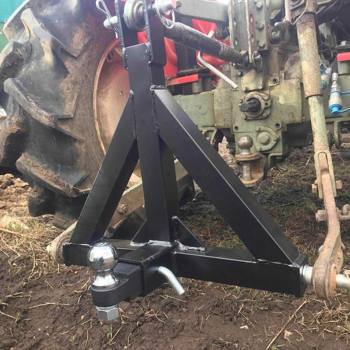 Carlig remorcare tractor in 3 puncte