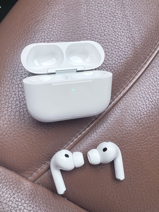 Casti airpods pro 4 noi cu garantie