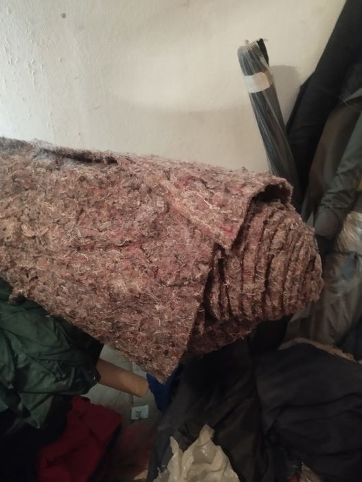 Продавам макари , платове и други