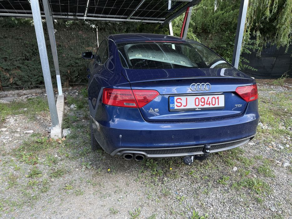Dezmembrez Audi A5 FL  2.0TDI