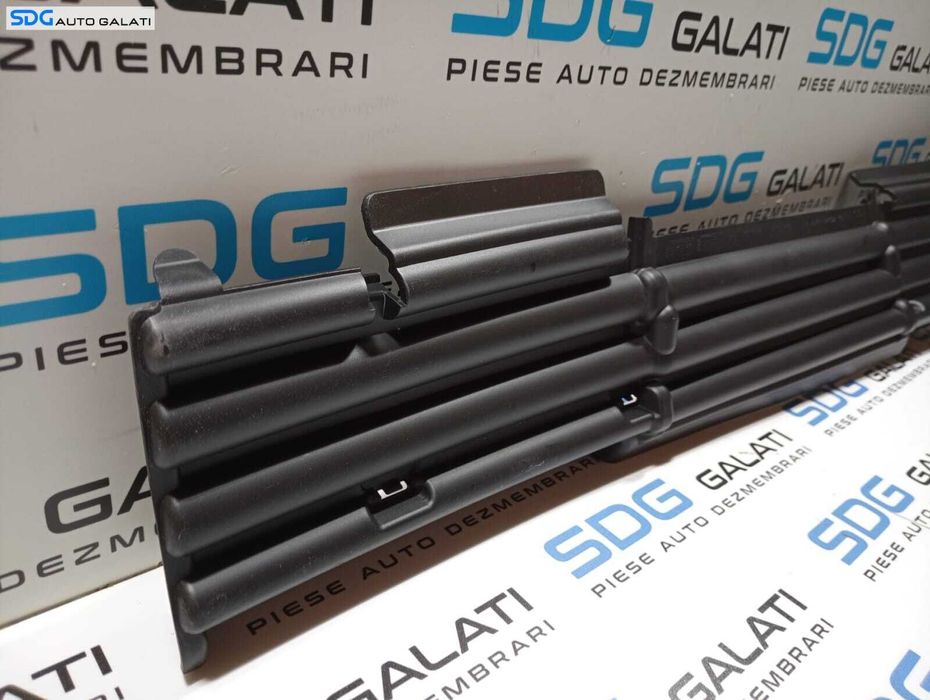 Grila Centrala Inferioara Ornament Spoiler Bara Fata Nou Opel Crossland X 2017 - 2020 Cod Y00085880 P1UO-51765 [M3992]