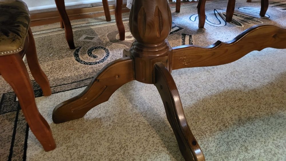 Продам стол со стульями