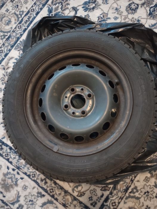 Set roti de iarna pentru Fiat 500 jante + cauciucuri