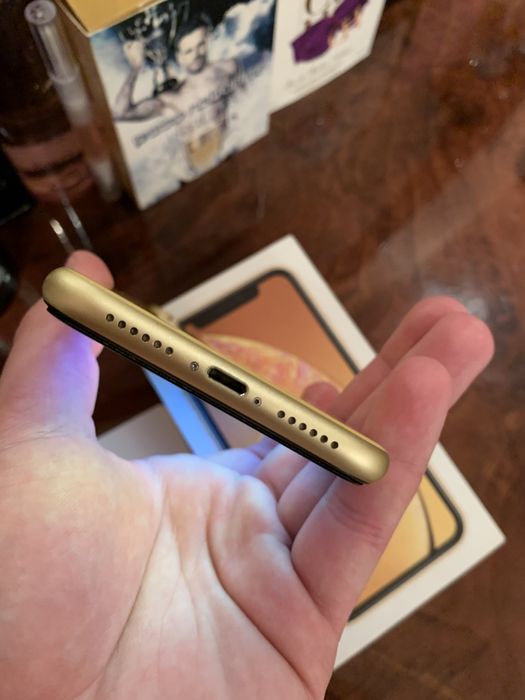 iPhone xr 64/LLa ideal