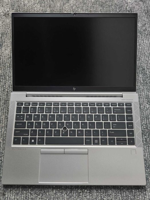 laptop HP EliteBook 845 G8 utilizat