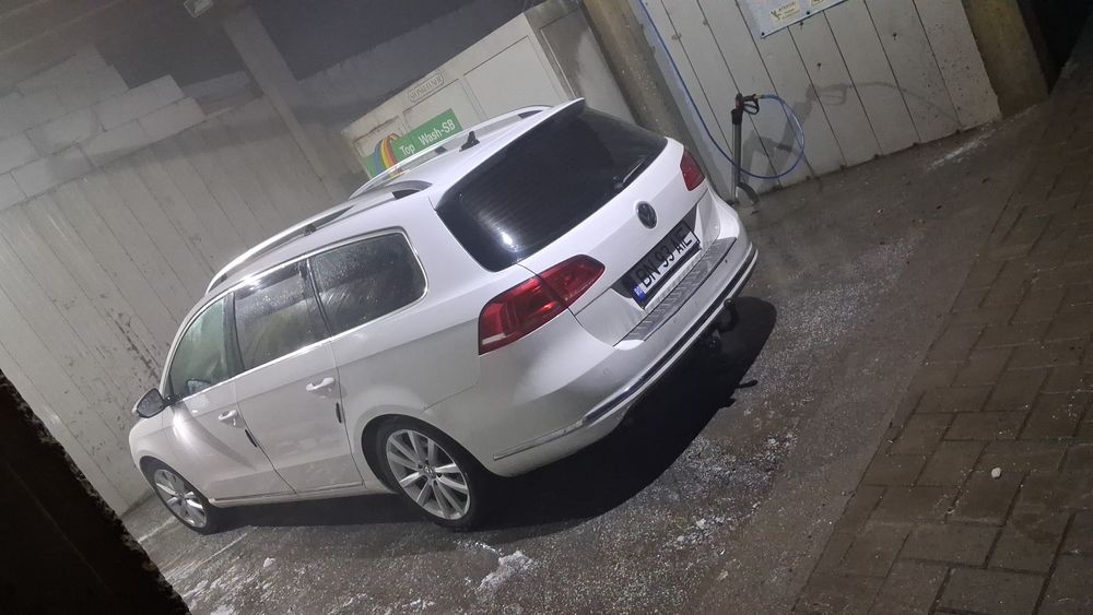 Se vinde Volkswagen pasat b7 din 2011 în stare perfecta de funcționare