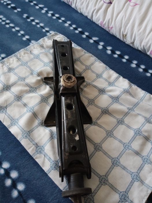 Prese pentru rulmenți la toate categoriile de autoturismele  și un cri