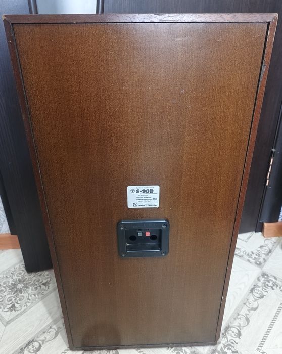Продам корпус колонки S90B
