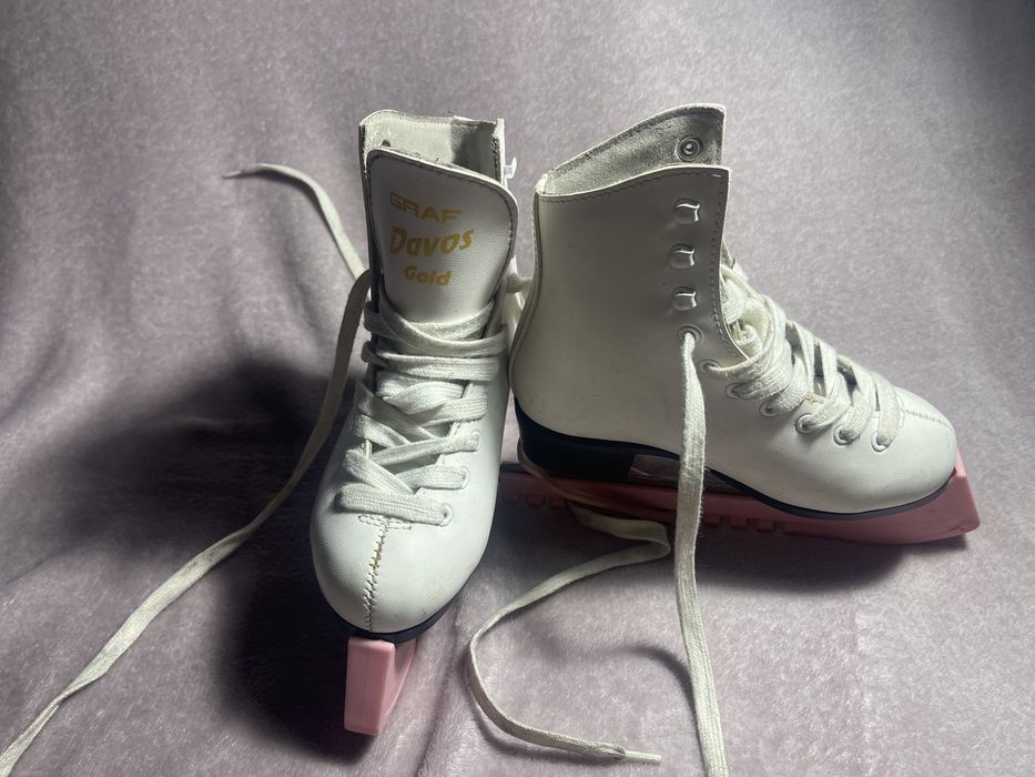 Фигурные коньки Graf Davis Gold