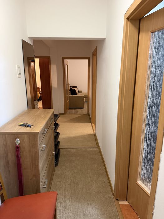 Inchiriez apartament 3 camere Piatra Neamt