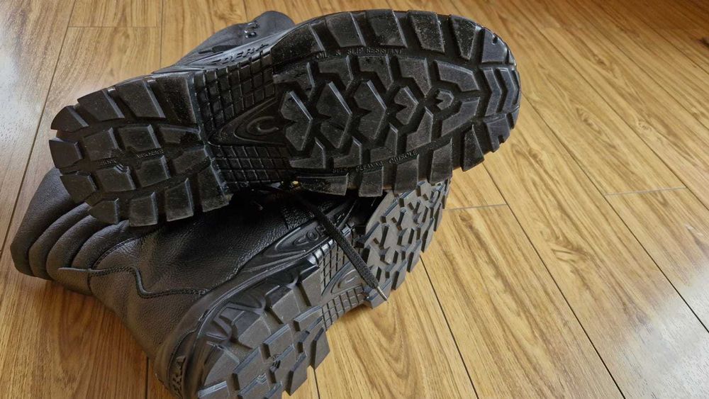 Bocanci  protecție iarnă, cu bombeu și lamelă din oțel, New Cofra Ural