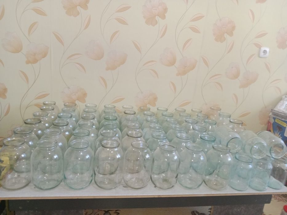 Продам банки срочно