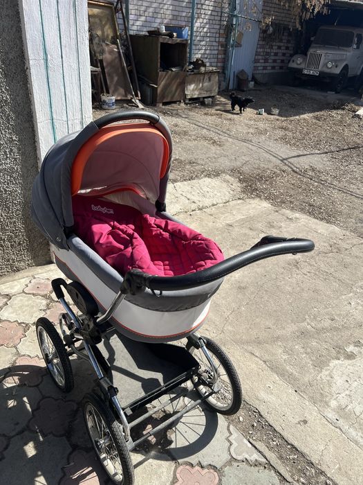 Продам детскую коляску