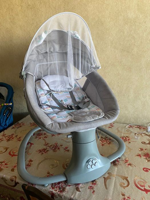 Продам шезлонг 30000т.