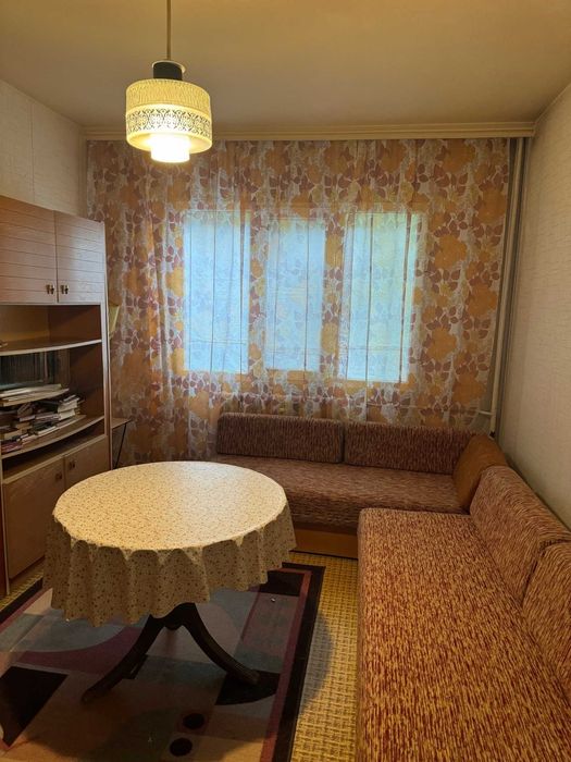 Продава се Тристаен апартамент в Пловдив, Кършияка - 104 кв.м за 1250 €/кв.м - Снимка #2
