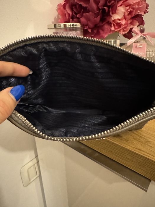 Vand geanta plic originala Love Moschino