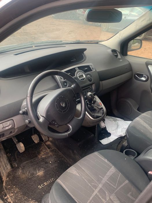 Рено Меган Сценик 1.9dci 120кс 6 скорости