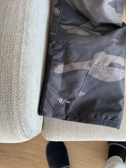 Детски ски панталон за момче. Марка  Brunotti, размер 128.