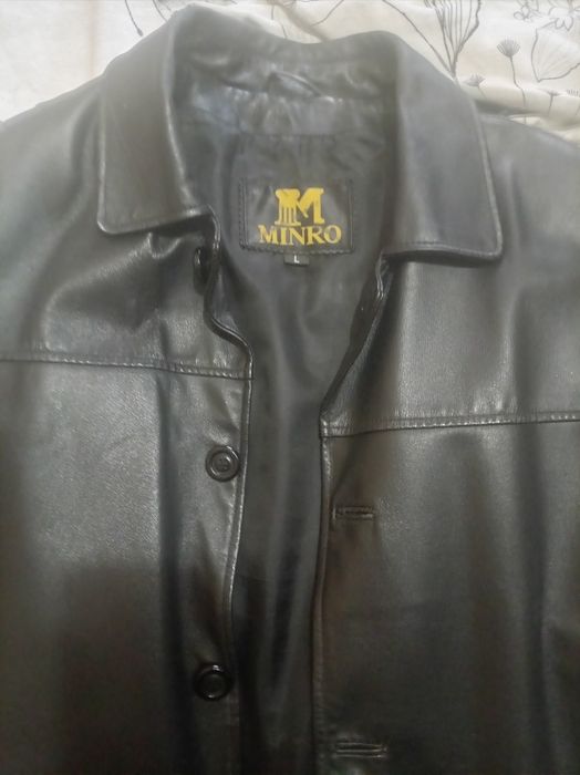 Продам куртку кожаную