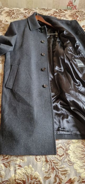 Продам пальто (осень-зима)