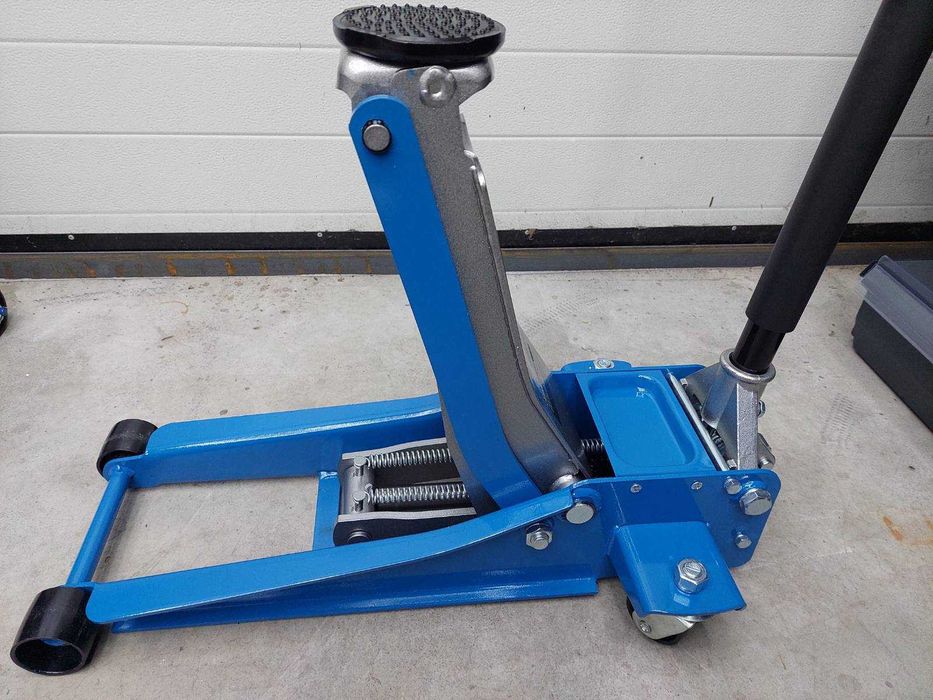 Хидравличен крик нископрофилен професионален - 3 тона с ГАРАНЦИЯ