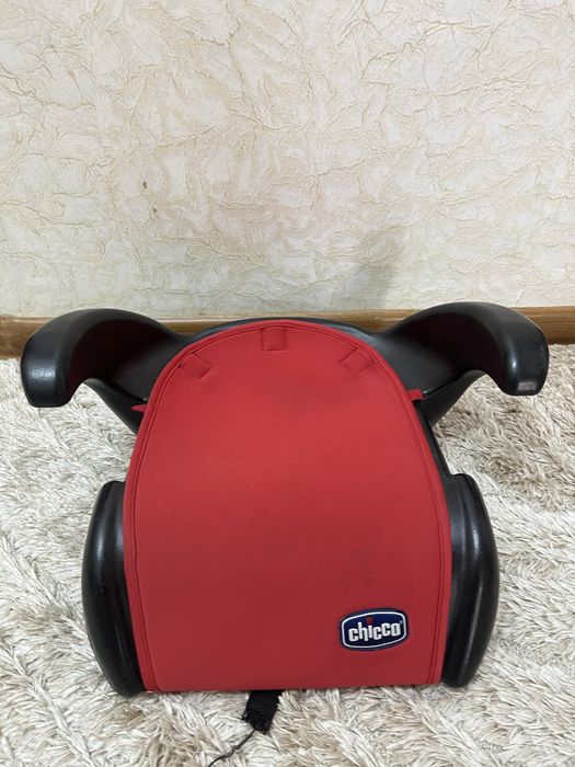 Продам бустер автобустер chicco