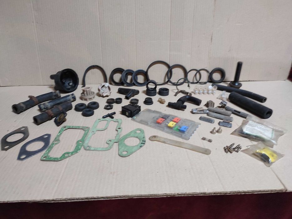 Piese pt. motor sau caroserie de Dacia 1310