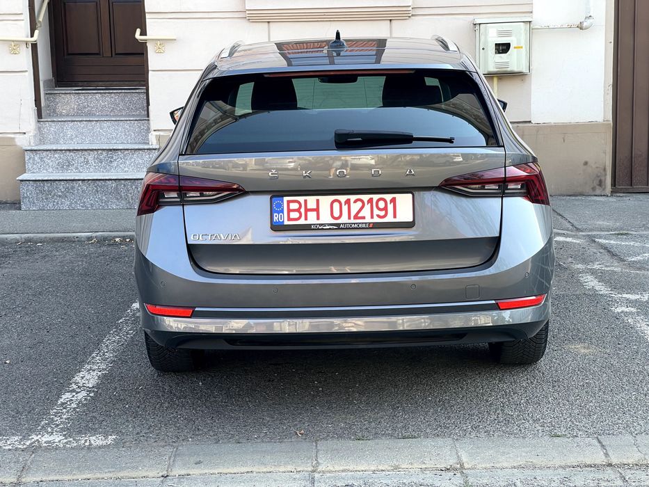 SKODA Octavia 2023 — imagine 4