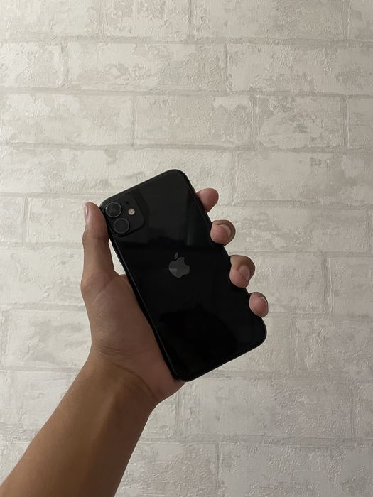 iPhone 11 Black.