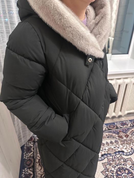 Продам  куртку одевала два раза